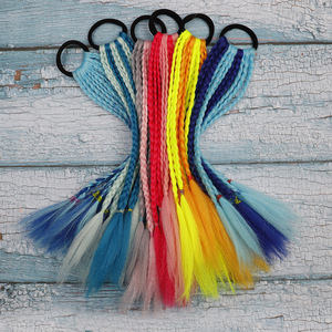 Peluca Infantil <span class=keywords><strong>de</strong></span> Alta Calidad con <span class=keywords><strong>Trenzas</strong></span> Coloridas y Degradado <span class=keywords><strong>de</strong></span> Color, Estilo Rastas Cortas, con Material <span class=keywords><strong>de</strong></span> Fibra Resistente al Calor - Product Image 2