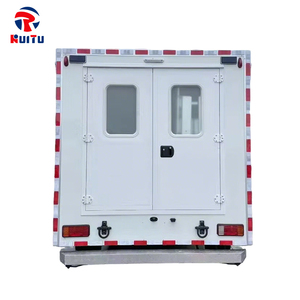 Ambulance diesel 4x4 de qualité municipale avec équipement médical complet pour les services d'urgence gouvernementaux, certifiée aux normes FDNY - Product Image 6