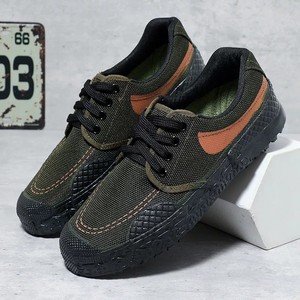 Chaussures de travail respirantes et antidérapantes à talon bas pour hommes, chaussures d'entraînement en plein air avec semelle en caoutchouc, chaussures de sécurité durables et résistantes à l'usure - Product Image 2