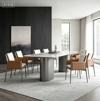 Ensemble de table à manger moderne en pierre frittée sur mesure avec base en acier inoxydable brossé et chaises entièrement en cuir - Durable et écologique pour hôtel