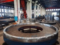 Hochpräzise Multifunktionale Metallbearbeitungsmaschine Automotive CNC-Tiefbohrmaschine für Flansch-Rohrplatten