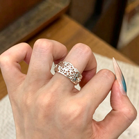 Großhandel Messing Echtvergoldeter Damen Statement-Ring Unregelmäßiger Offener Verstellbarer Breiter Ring mit CZ Zirkonia Party Geschenk Fingerschmuck