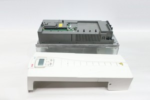 ACH550-01-059A-4 ไดรฟ์ VFD ซีรีส์ ACH550 30kW 380-480V AC 0-500Hz PLC สำหรับการควบคุมอุตสาหกรรมและ PLC ใหม่ - Product Image 5