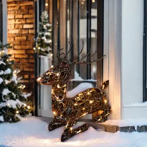 Veado com iluminação LED de Natal branco quente Decoração ao ar livre para festas de férias Veado iluminado modificável para a celebração do Natal