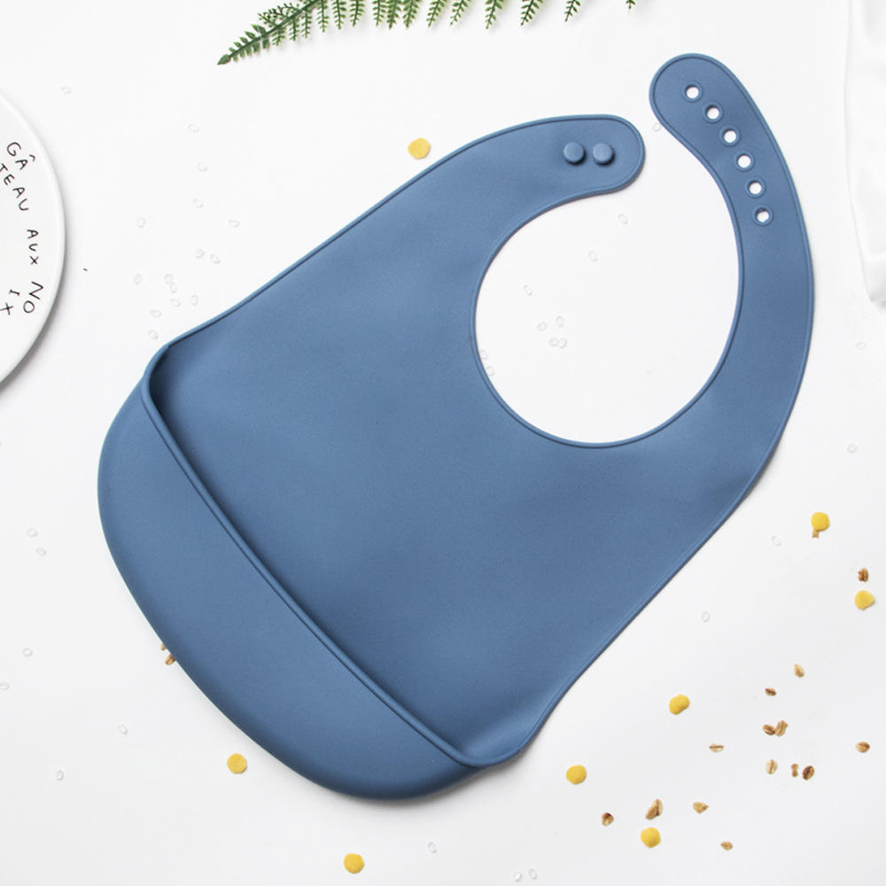 กระเป๋าชายชราสีน้ำเงิน