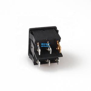 KCD5 Interrupteur <span class=keywords><strong>à</strong></span> <span class=keywords><strong>Double</strong></span> <span class=keywords><strong>Bascule</strong></span> 4P 4 Broches 2 Positions <span class=keywords><strong>Double</strong></span> Verrouillage 6A/250V Rouge/Vert - Product Image 1