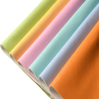 Cuir PU écologique KEMERLIN grain melon brillant effet miroir souple pour sacs, canapés, bagages et meubles