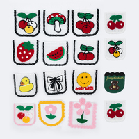 Serviette de poche à motifs de dessins animés, patchs floraux brodés, badges brodés par ordinateur, accessoires vestimentaires, patchs en tissu cerise.