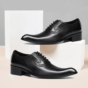 Nouvelles Chaussures Habillées à Talons Hauts en Cuir Véritable de Haute Qualité à Bout Pointu pour Hommes – Idéales pour Mariages et Soirées – Tendance Actuelle - Product Image 1