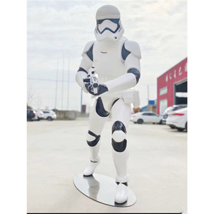 Résine artistique peint à la main TV film personnage soldats blancs grands ornements série tempête Sculpture cinéma centre commercial KTV décoration - Product Image 3