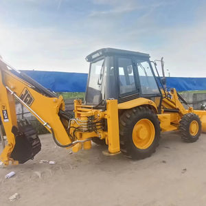 JCB 3CX que se puede adaptar a una variedad de accesorios multifuncionales que satisfacen diferentes necesidades de construcción - Product Image 1