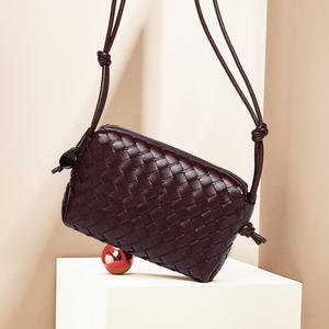 Sac à bandoulière pour femme tissé à la main carré, nouveauté, sacs <span class=keywords><strong>de</strong></span> luxe pour femme - Product Image 5