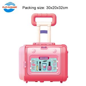 Juego de Belleza 3 en 1 de Fábrica DADI, Maletín de Juguetes, Tocador <span class=keywords><strong>Infantil</strong></span>, Juguetes de <span class=keywords><strong>Maquillaje</strong></span> con Música y Luz - Product Image 4