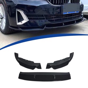 ลิ้นกันชนหน้า BMW 3 ตอน สีดำเงา ABS สำหรับรุ่น G30 ซีรีส์ 5 ปี 2021 2023 - Product Image 1
