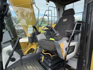 รถขุดไฮดรอลิกตีนตะขาบ CAT 313 GC มือสอง ขนาด 13 ตัน เครื่องยนต์ดีเซล Caterpillar สำหรับงานก่อสร้างหนักและงานดิน - Product Image 4