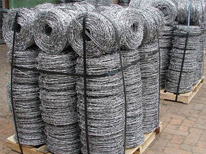 Kawat Berduri Baja Galvanis Berkualitas Tinggi untuk Pagar Peternakan Per Gulungan Kawat Berduri Gulungan Kawat Berduri Razor untuk Pertanian - Product Image 4