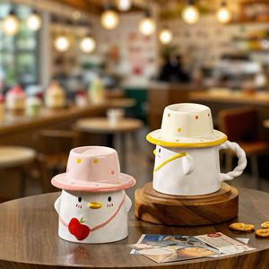 <span class=keywords><strong>Mug</strong></span> mignon en forme de petit canard dessiné à la main, tasses de couple avec couvercles, tasses à eau pour la maison, tasses en céramique amusantes, cadeaux culturels et créatifs - Product Image 4