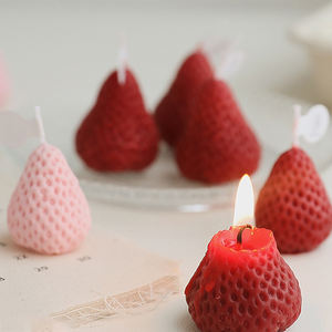 Vela De Parafina en forma De fresa, <span class=keywords><strong>velas</strong></span> aromáticas decorativas, Vela perfumada De cera De soja para cumpleaños, boda - Product Image 2