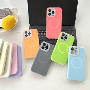 <span class=keywords><strong>Coque</strong></span> de téléphone portable officielle en silicone magnétique sans fil à toucher mat effet gelée pour <span class=keywords><strong>iPhone</strong></span> 17 <span class=keywords><strong>Pro</strong></span> Max - Product Image 1