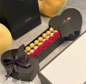 الإبداعية زهرة هدية التعبئة والتغليف مفاجأة علبة هدايا بها شوكولاتة المزدوج القلب عيد الحب هدية مربع