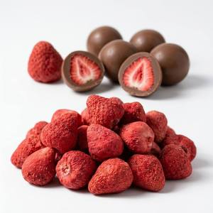 Fraises entières lyophilisées en vrac, ingrédients de fruits FD pour chocolat et confiserie, certifiées BRC, <span class=keywords><strong>prix</strong></span> usine - Product Image 1