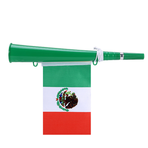 Vuvuzela personnalisée avec drapeau haïtien pour les supporters <span class=keywords><strong>de</strong></span> football du monde entier en 2026, <span class=keywords><strong>trompette</strong></span> longue en plastique avec drapeau national - Product Image 3