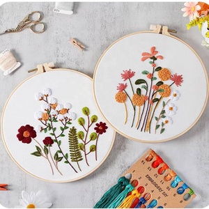 XIXI Stamped Starter Classic DIY <b>Embroidery</b> <b>Kit</b> with Cotton and Flower Design for Women Handmade Creative Gift - Product Image 3