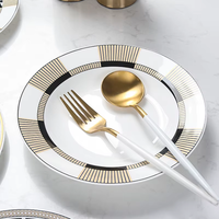 Ensemble d'assiettes en céramique colorées en gros, nouveau design avec glaçure réactive et finition texturée artisanale pour une salle à manger moderne