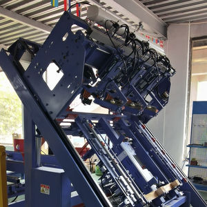 Machine automatique de fabrication et de clouage de palettes en bois ZPW, puissance 18 kW, capacité 10 000 kg, garantie de 2 ans, utilisation facile - Product Image 6