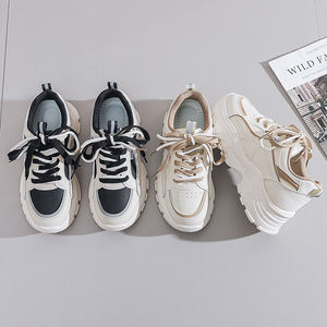 Versione autunnale coreana scarpe alla moda da <span class=keywords><strong>donna</strong></span> nuove <span class=keywords><strong>Sneakers</strong></span> sportive <span class=keywords><strong>e</strong></span> per il tempo libero traspiranti <span class=keywords><strong>bianche</strong></span> con suola spessa - Product Image 3