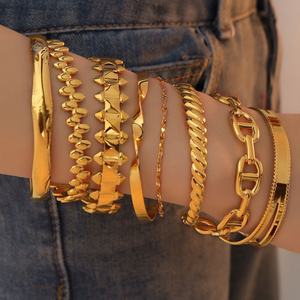 Trendy Elegant Stainless Steel <b>Chunky</b> 316l 18k <b>Gold</b> Plated Women's Fashion <b>Bracelets</b> and Bangles Jewelry for Women - Product Image 1