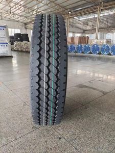 ยางรถบรรทุกขนาด 295/75R22.5 รุ่น 16PR ยี่ห้อ Custom Brand แบบ Radial Tubeless สำหรับทุกตำแหน่ง ลายดอกยางสำหรับรถบรรทุกขนาดเล็ก ผลิตในสหรัฐอเมริกา หมายเลข 13656 สำหรับเปลี่ยน/ซ่อมแซม - Product Image 6