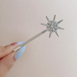 Accessoires pour cheveux en alliage de zinc électroplaqué <span class=keywords><strong>avec</strong></span> strass, style européen et américain, motif étoile à huit branches, pince à franges, vente en gros pour femmes - Product Image 4