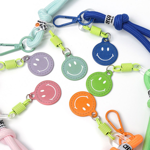 Tùy Chỉnh Smiley Keychain Paracord Dây Buộc Nylon Bện Dây Buộc Quần Áo Phụ Kiện Với Biểu Tượng Tùy Chỉnh - Product Image 4