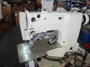 QS-1900AA Electronic Bartacking Industrial Sewing Machines <b>Pocket</b> Bartack Sewing Machine with Auto Feed Bottom Liner - Product Image 5