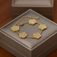 Pulsera Personalizada Starkey de Cinco Hojas de Trébol con Cinco Flores, Chapada en Oro de 14K, Resistente al Agua, con Circonitas, para Mujer, Día de San Valentín
