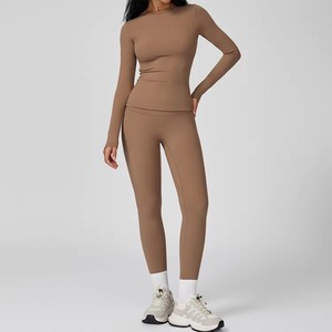 ชุดออกกำลังกายวิ่งโยคะ 2 ชิ้น สำหรับผู้หญิง พิมพ์ลายด้านหน้า ออกแบบเองได้ เป็นมิตรกับสิ่งแวดล้อม เนื้อผ้าระบายอากาศดี เหมาะสำหรับกิจกรรมกลางแจ้ง เอวยางยืด - Product Image 2