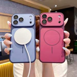 Funda Magnética de Alta Calidad Color Rojo Cereza para iPhone 18 Pro Max 17 Pro, Resistente al Agua y a Impactos, Protectora de la Parte Trasera - Product Image 3