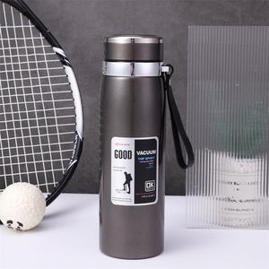 Bouteille d'eau en acier inoxydable 304, conservation au froid, pour les voyages en plein air des hommes, gourde de montagne, tasse isolée portable 600 ml/800 ml - Product Image 3