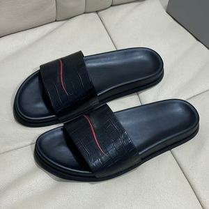 Chaussures plates décontractées pour l'été 2025, pantoufles pour hommes et femmes, chaussures de créateur de luxe, cuir de haute qualité, légères, pantoufles simples - Product Image 1