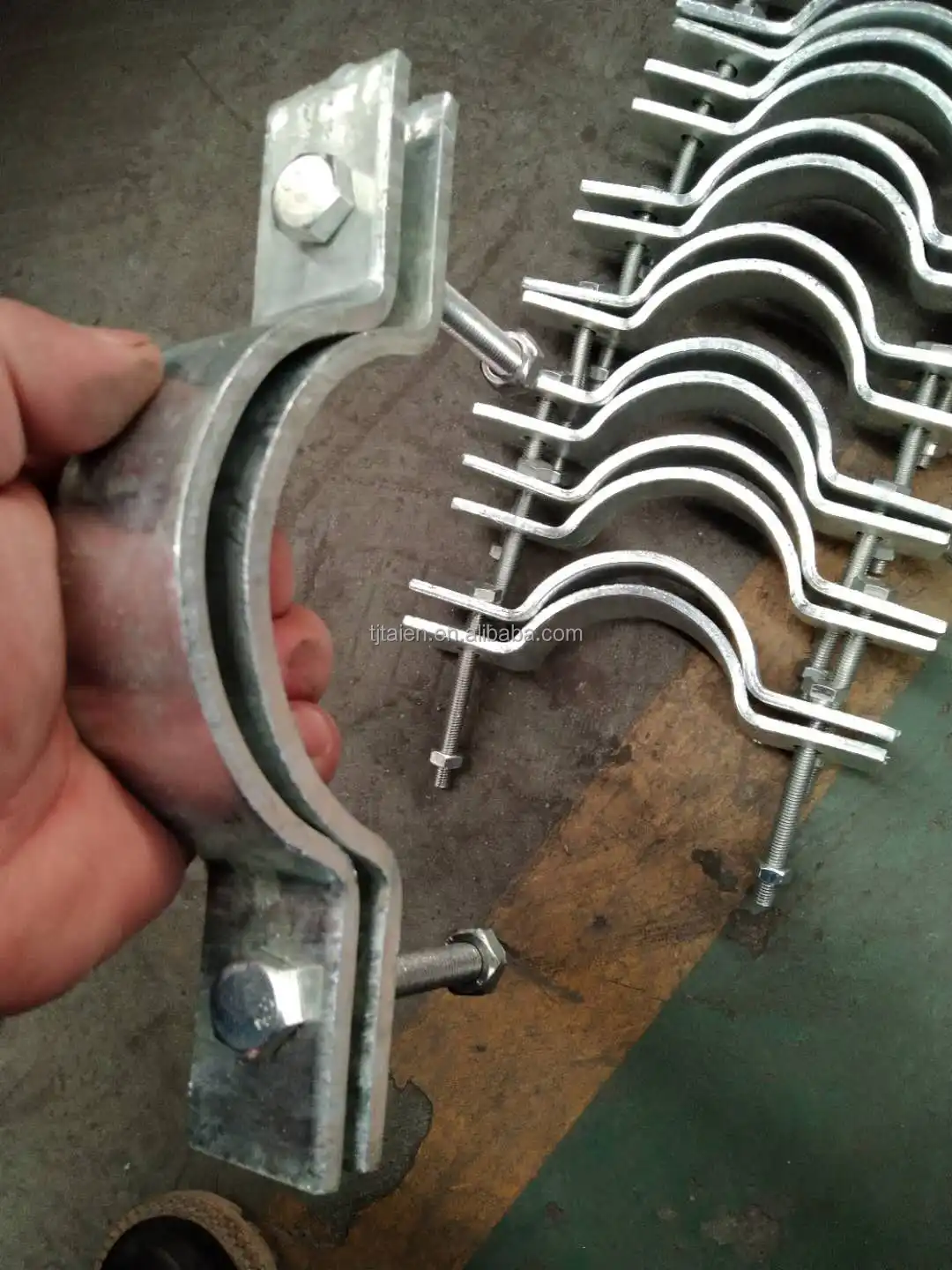 Fascette per tubi in acciaio inossidabile morsetto in acciaio zincato a cerchio idraulico per il mercato della malesia