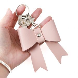 Llavero de cuero sintético con lazo YY, accesorios para mujer y niña, dije de lazo rosa y negro para bolso, llavero de cuero con lazo para cartera - Product Image 2