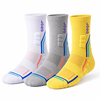 Chaussettes de sport personnalisées avec logo, chaussettes de soutien premium avec coussinets pour la salle de sport, la remise en forme et l'entraînement en plein air