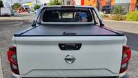 Volets roulants pour pick-up tout-terrain pour Nissan Frontier Navara Np300 avec barre de protection Cubierta De Persiana Enrollable
