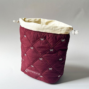 Burgundy Quilted <b>Drawstring</b> Cosmetic Bag Polyester Embroidery Bow Knot Toiletry <b>Pouch</b> Large Capacity Makeup Organizer Case - Product Image 3