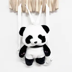 กระเป๋าเป้สะพายหลังของเล่นตุ๊กตาหมีแพนด้านุ่มออกแบบได้ตามต้องการ