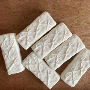 Modelo de comida de imitación con forma de Snickers, textura de arroz glutinoso tailandés, cuadrado, ampliado en 3D, blanco, pegajoso, suave, de rebote lento, tipo Dum Cake - Product Image 6