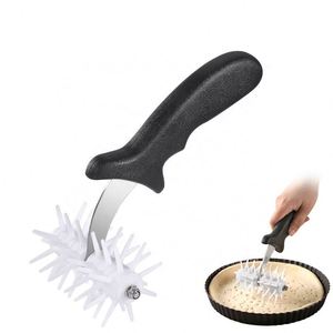 Rodillo de plástico desechable para masa de pizza con orificios, cortador de galletas para uso doméstico, herramienta perforadora de harina con mango cómodo - Product Image 2