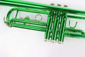 <span class=keywords><strong>Prix</strong></span> de gros <span class=keywords><strong>trompette</strong></span> verte corne en laiton vent instrument de musique pour débutants - Product Image 6