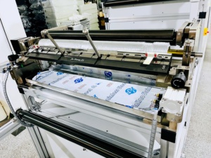 2025 xu hướng FDA chứng nhận thực phẩm cấp chống mỡ giấy Coater 40 m/phút tốc độ tùy chỉnh độ dày 99% lặp lại đơn đặt hàng bơm lõi gỗ - Product Image 3